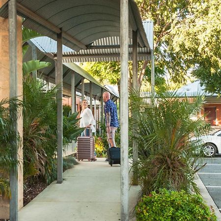 Strath Motel Strathalbyn Exterior photo