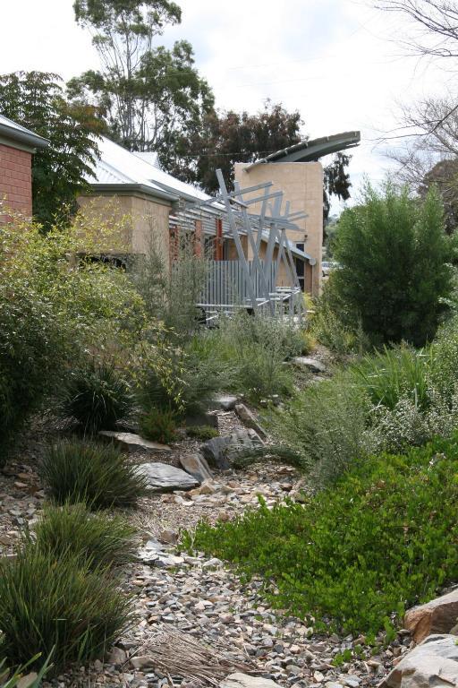 Strath Motel Strathalbyn Exterior photo